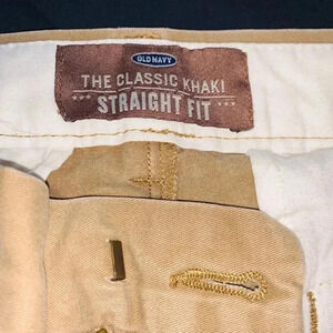 🧾 Men’s Khaki Pants ☑️